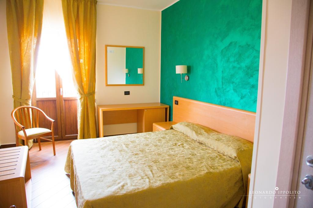 كارياتي San Pio Bed & Breakfast الغرفة الصورة